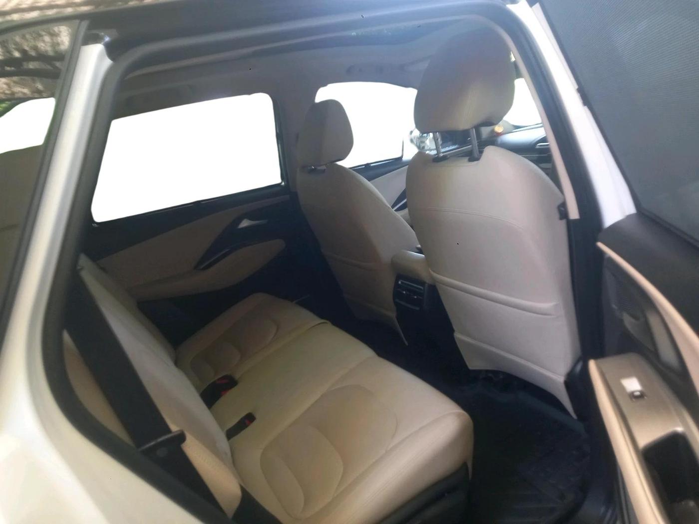 2023 MG HECTOR SHARP PRO 1.5 PETROL TURBO CVT DUAL TONE, Petrol, Automatic, 25,242 km, interior