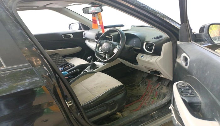 2022 Hyundai VENUE SX (O) 1.5 CRDI, Diesel, Manual, 1,22,166 km, interior