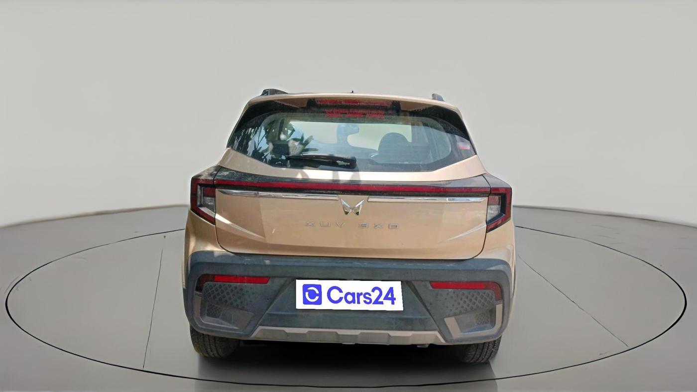 2024 Mahindra XUV 3XO AX5 1.5 Turbo Diesel, Diesel, Manual, 22,709 km, exterior