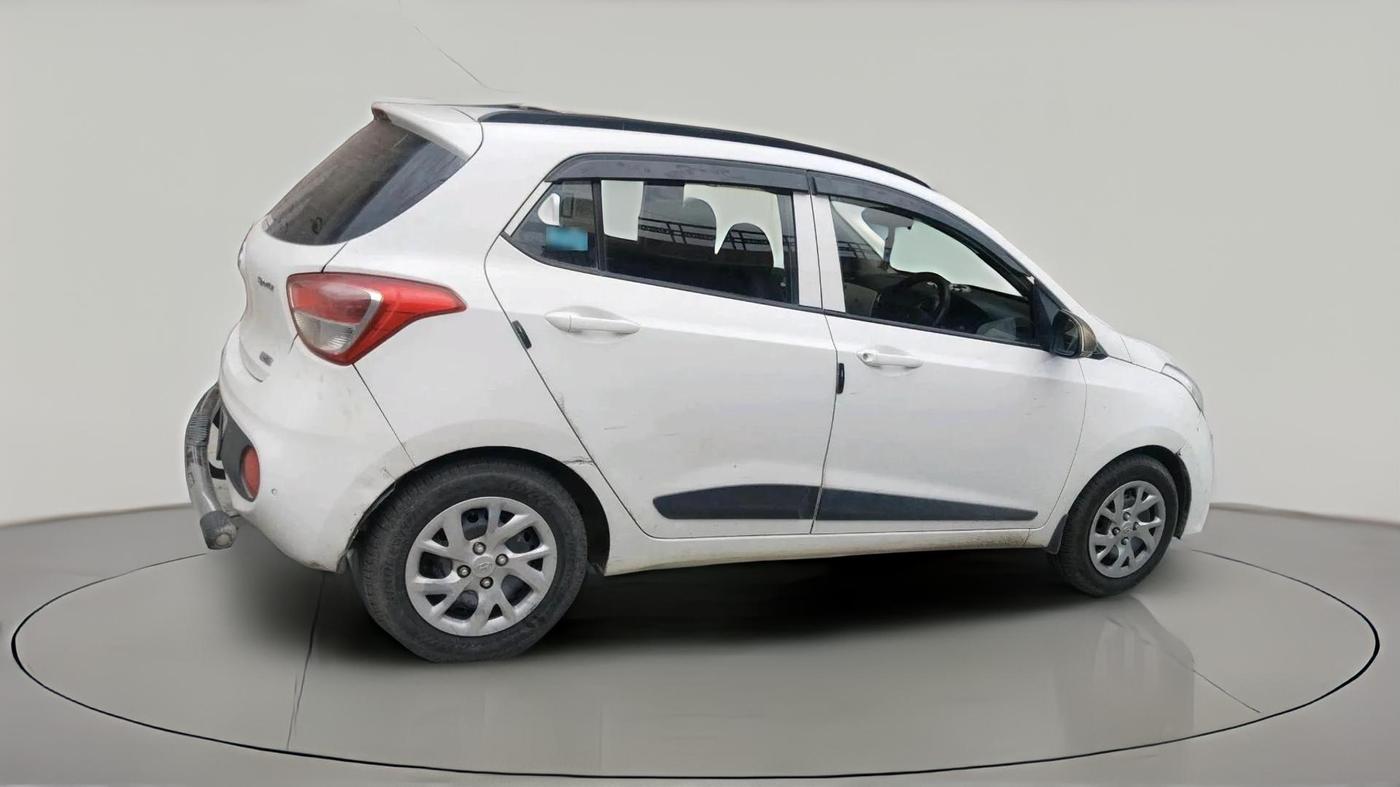 2017 Hyundai Grand i10 SPORTZ (O) 1.2 KAPPA VTVT, Petrol, Manual, 86,669 km, exterior