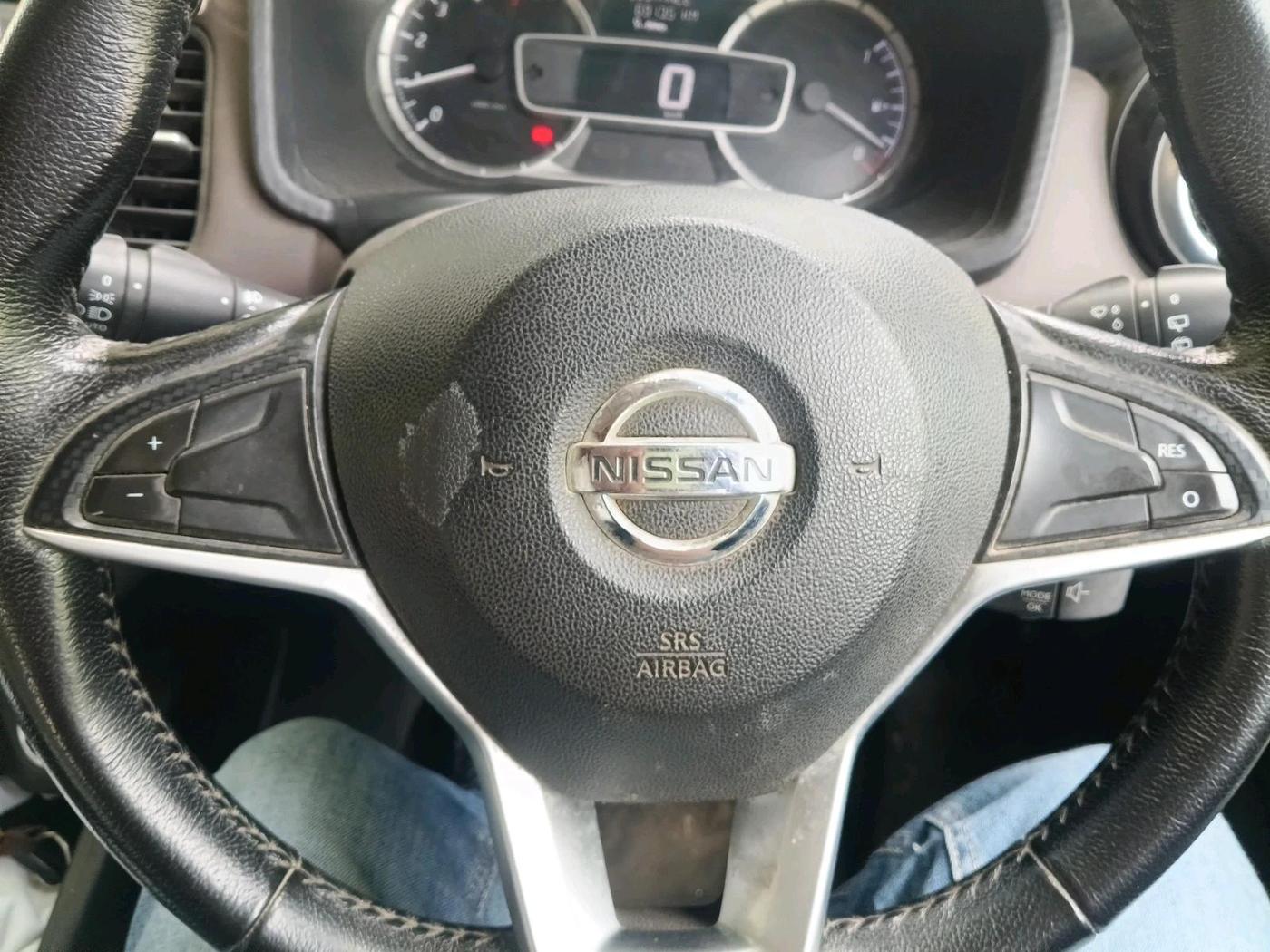 2019 Nissan Kicks XV PREMIUM DIESEL, Diesel, Manual, 1,29,007 km, interior