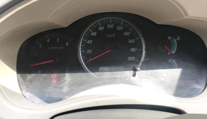 2013 Toyota Innova 2.5 VX 7 STR, Diesel, Manual, 1,02,905 km, interior