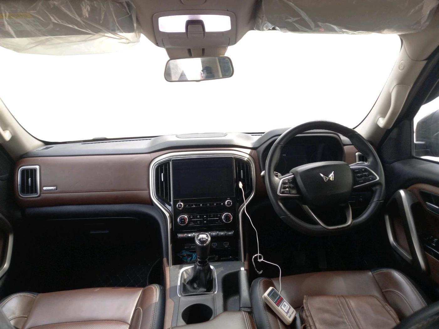 2023 Mahindra SCORPIO-N Z8 L DIESEL MT 2WD 7 STR, Diesel, Manual, 68,274 km, interior