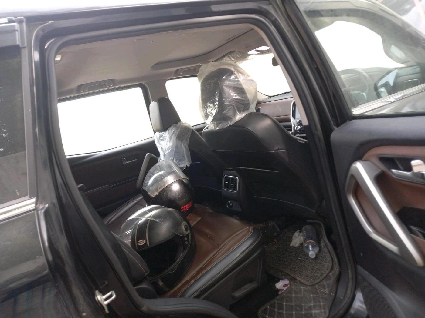 2023 Mahindra SCORPIO-N Z8 L DIESEL MT 2WD 7 STR, Diesel, Manual, 68,274 km, interior