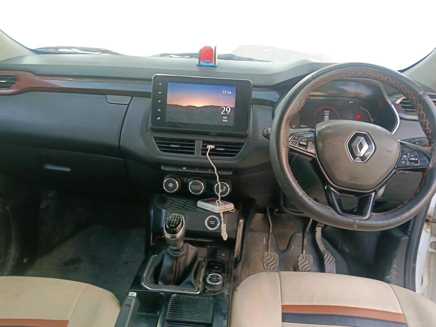 2022 Renault Kiger RXZ MT, Petrol, Manual, 45,963 km, interior