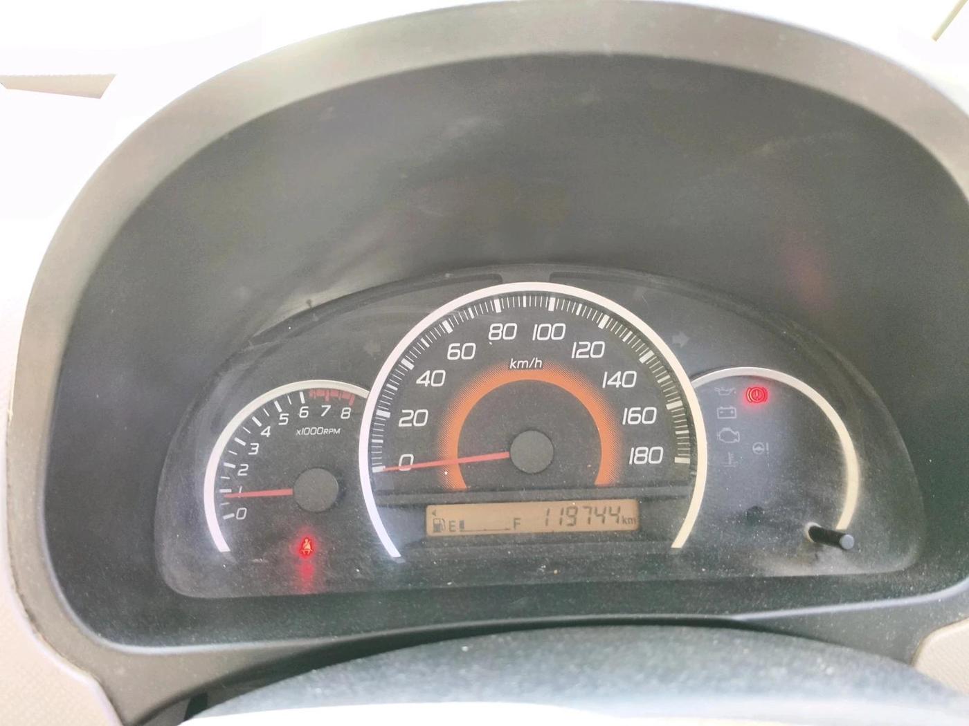 2013 Maruti Wagon R 1.0 VXI, Petrol, Manual, 1,20,000 km, interior