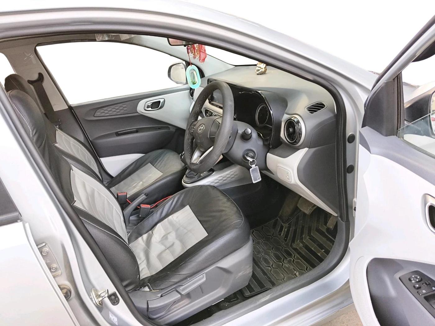 2019 Hyundai GRAND I10 NIOS SPORTZ AMT 1.2 KAPPA VTVT, Petrol, Automatic, 15,825 km, interior