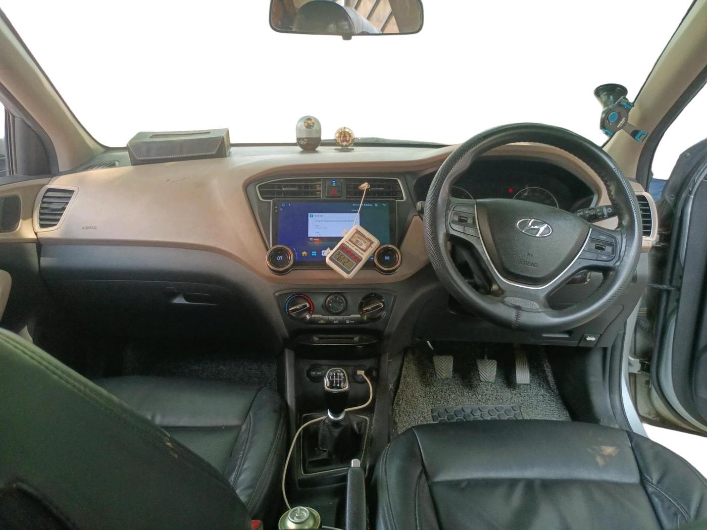 2019 Hyundai Elite i20 SPORTZ PLUS 1.4 CRDI, Diesel, Manual, 97,278 km, interior