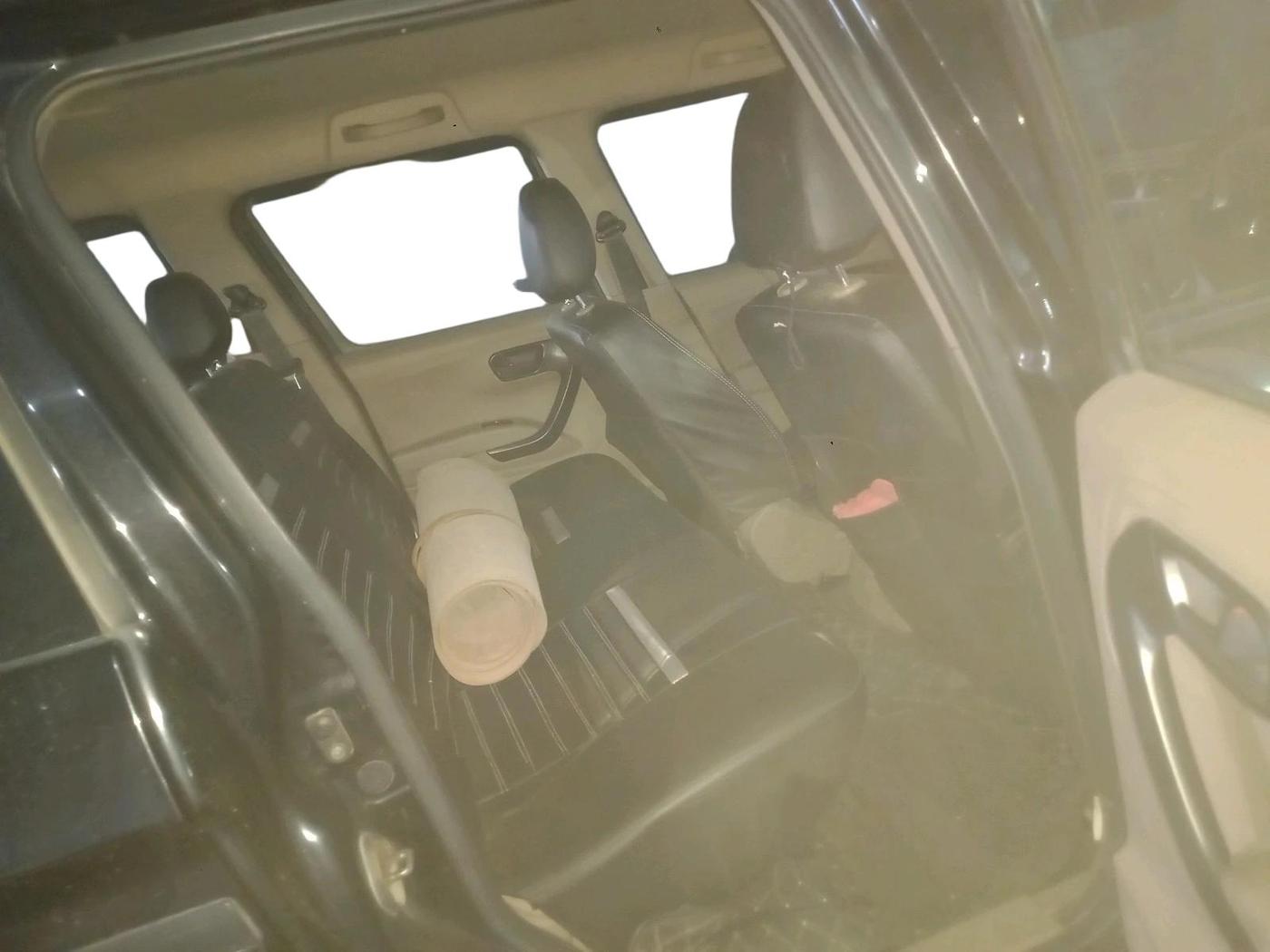 2023 Mahindra BOLERO NEO N 8, Diesel, Manual, 43,372 km, interior