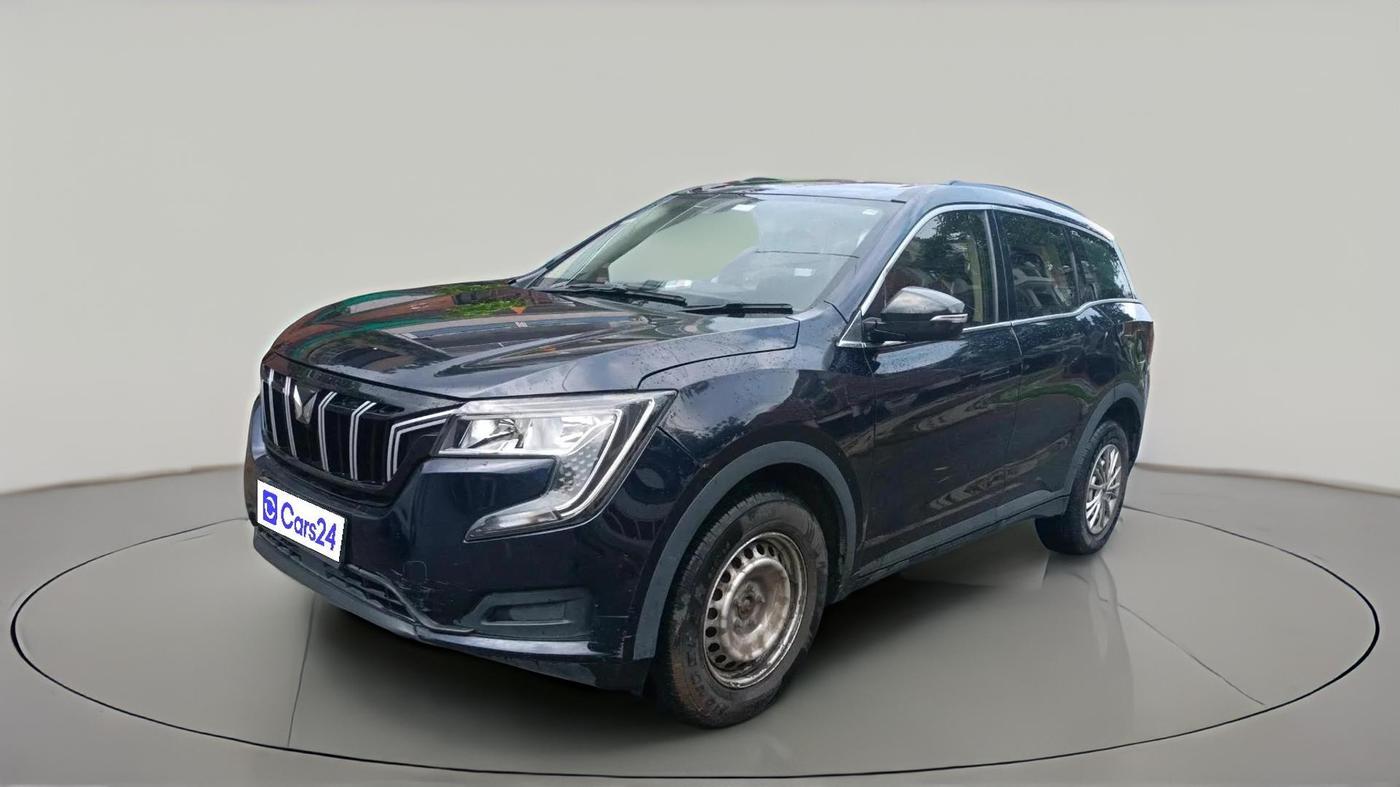 2022 Mahindra XUV700 MX P MT 5 STR, Petrol, Manual, 22,014 km, exterior