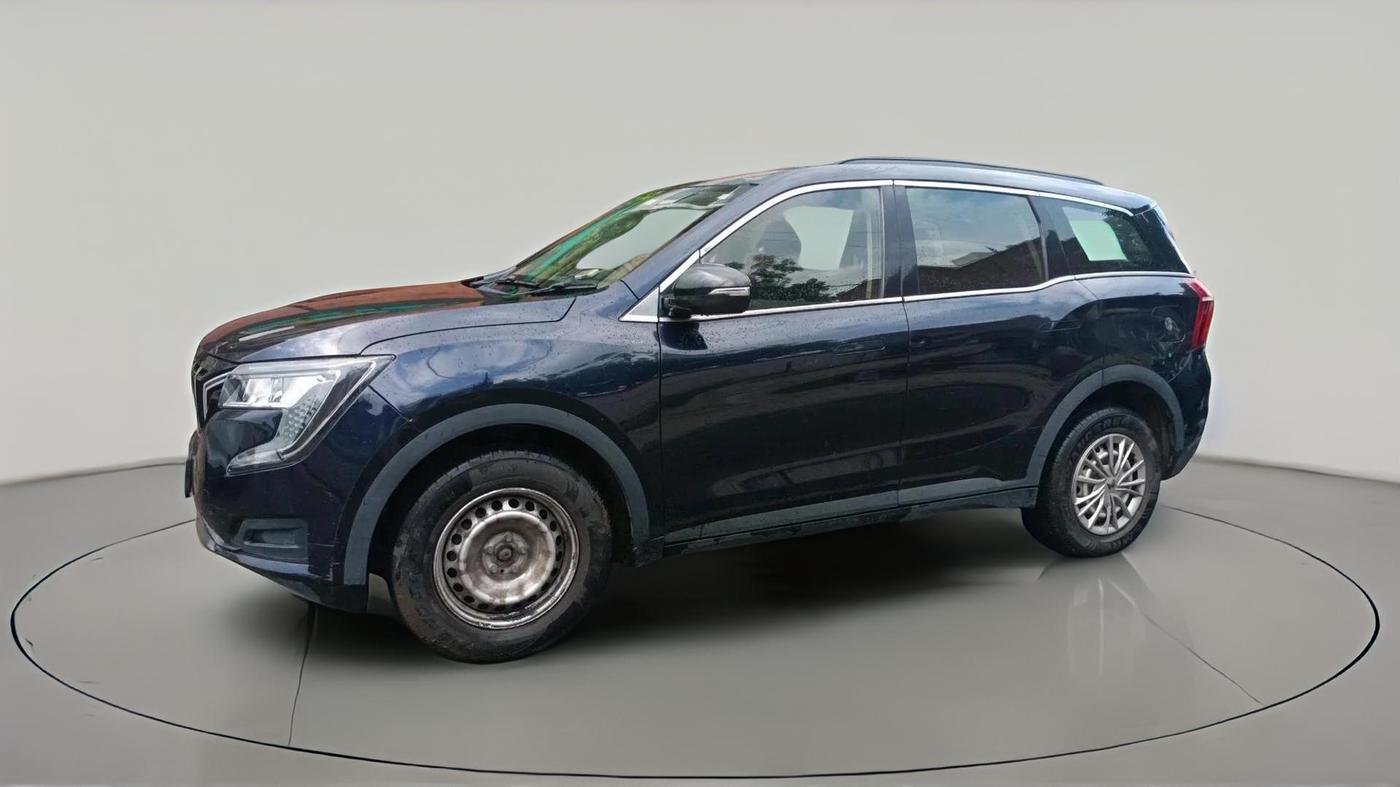 2022 Mahindra XUV700 MX P MT 5 STR, Petrol, Manual, 22,014 km, exterior