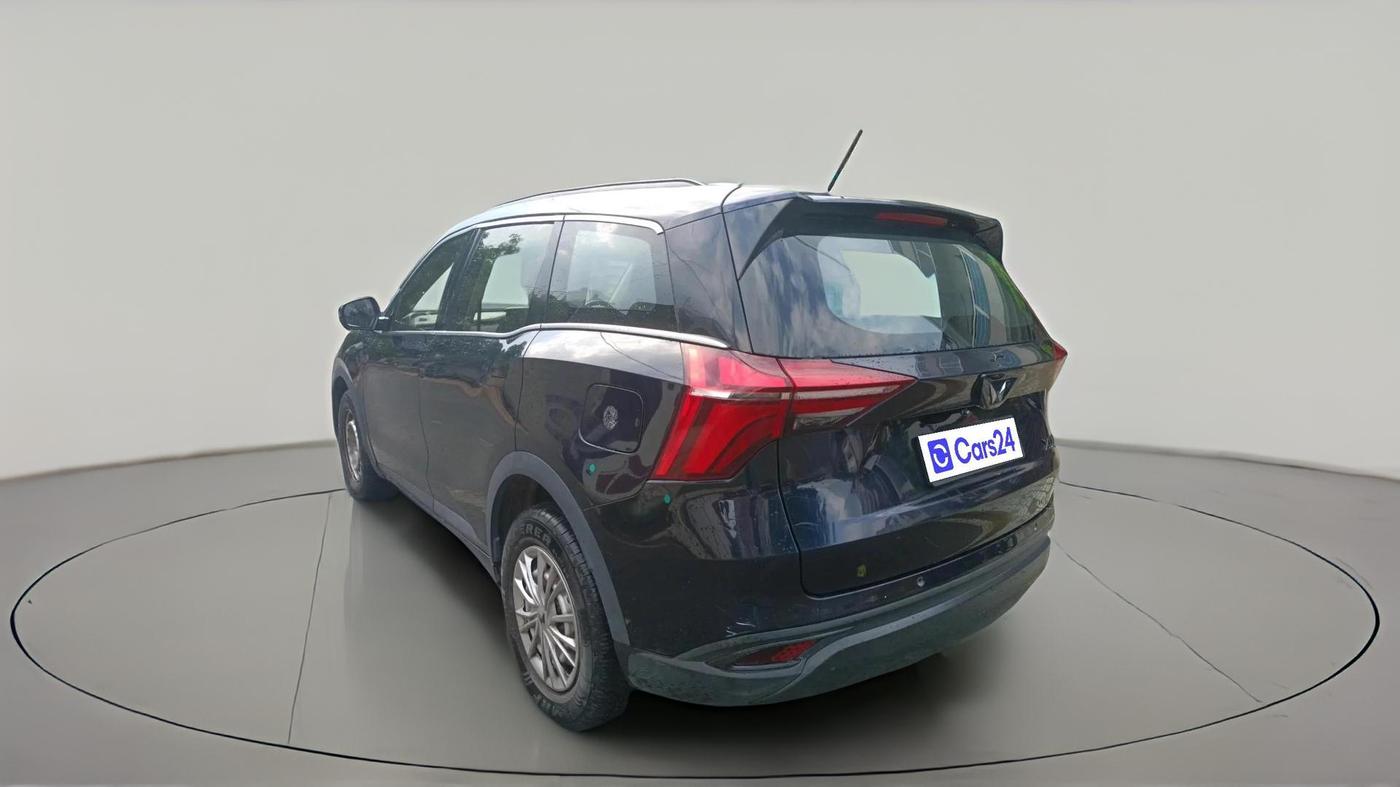 2022 Mahindra XUV700 MX P MT 5 STR, Petrol, Manual, 22,014 km, exterior