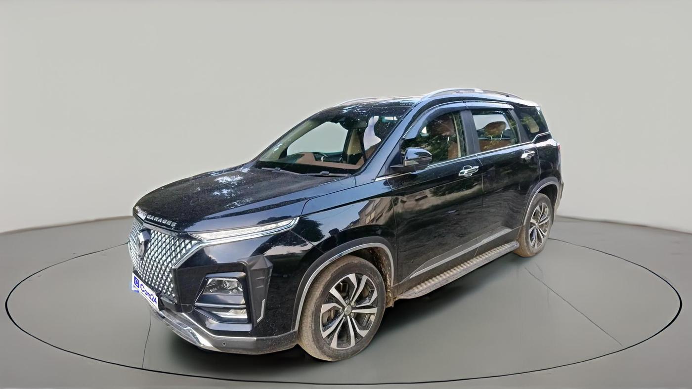 2024 MG HECTOR PLUS SAVVY PRO 1.5 TURBO CVT 7 STR, Petrol, Automatic, 26,853 km, exterior
