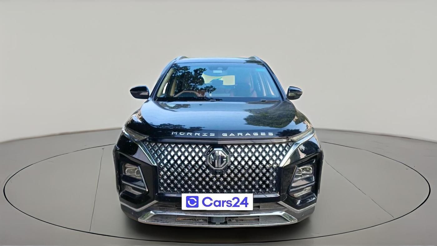 2024 MG HECTOR PLUS SAVVY PRO 1.5 TURBO CVT 7 STR, Petrol, Automatic, 26,853 km, exterior