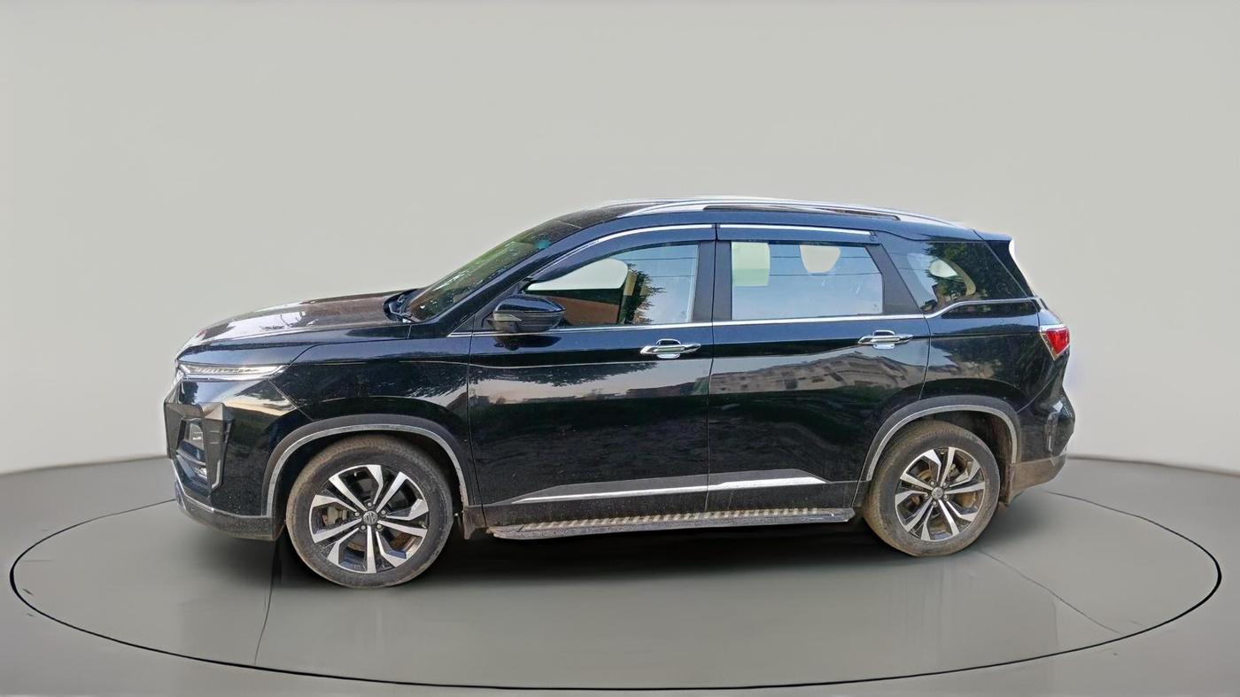 2024 MG HECTOR PLUS SAVVY PRO 1.5 TURBO CVT 7 STR, Petrol, Automatic, 26,853 km, exterior
