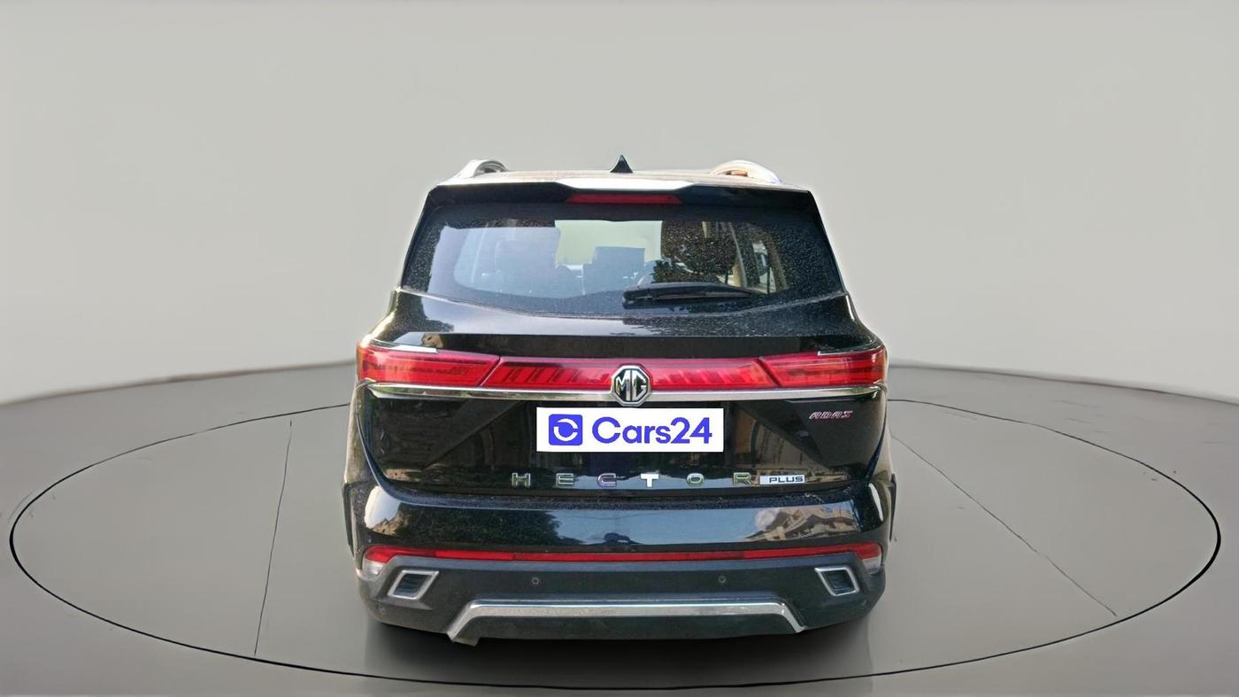 2024 MG HECTOR PLUS SAVVY PRO 1.5 TURBO CVT 7 STR, Petrol, Automatic, 26,853 km, exterior