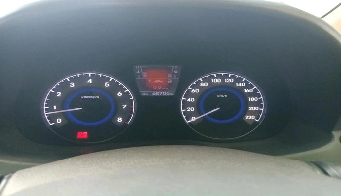 2012 Hyundai Verna FLUIDIC 1.6 VTVT SX, Petrol, Manual, 68,706 km, interior