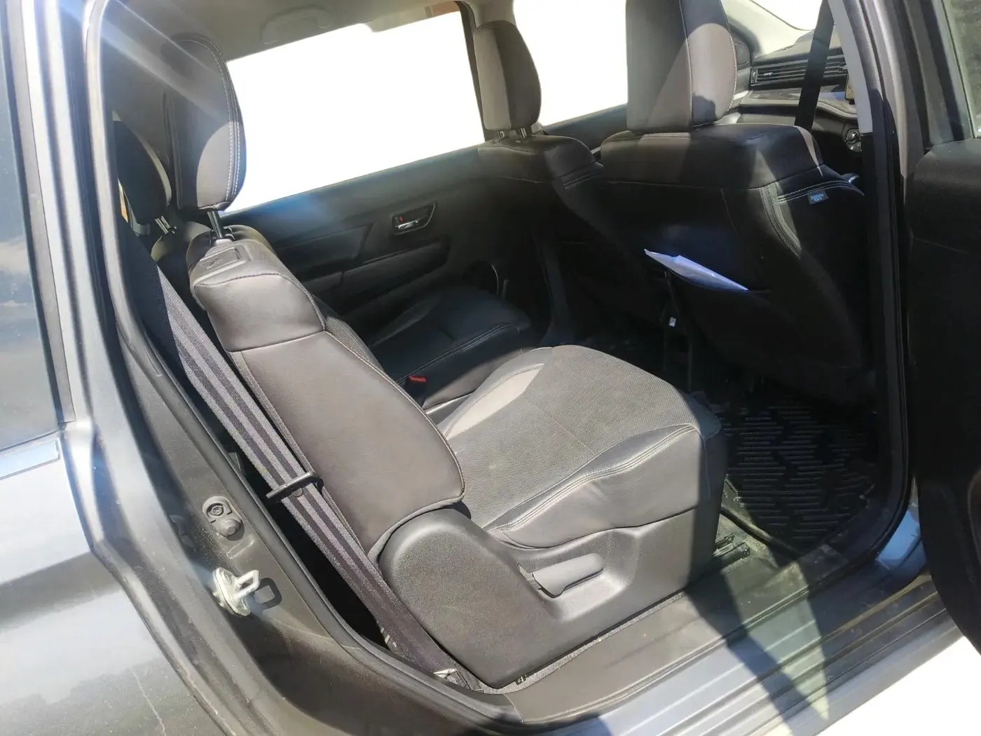 2023 Maruti XL6 ALPHA PLUS AT, Petrol, Automatic, 29,618 km, interior