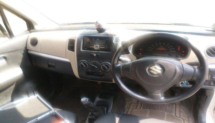 2018 Maruti Wagon R 1.0 LXI, CNG, Manual, 92,470 km, interior