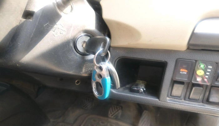 2018 Maruti Wagon R 1.0 LXI, CNG, Manual, 92,470 km, interior