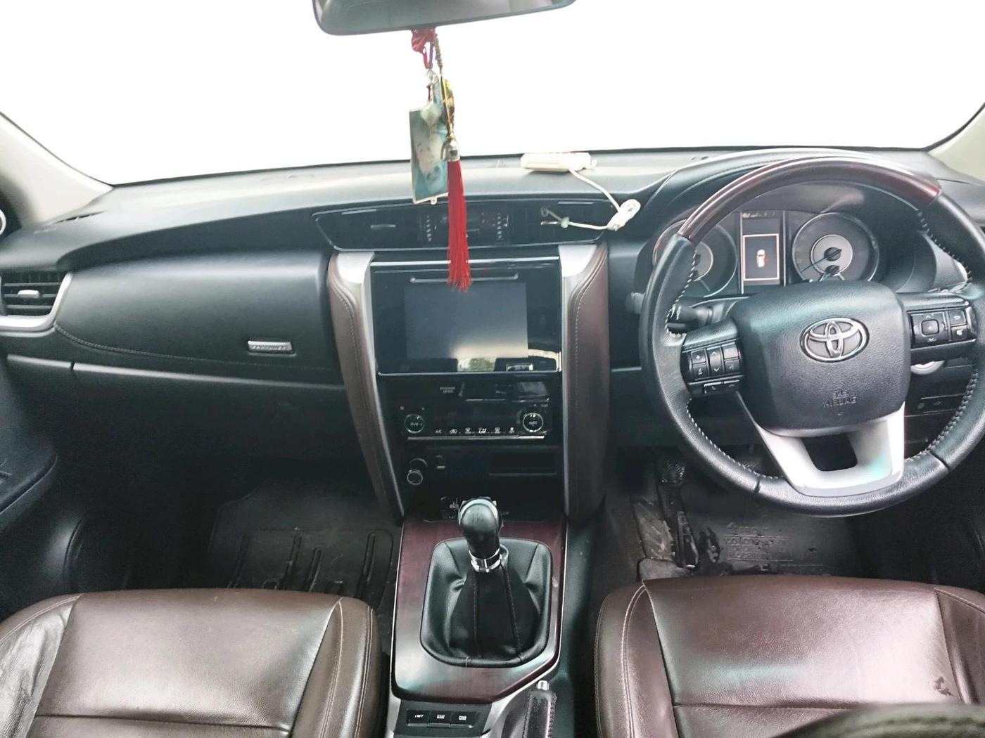 2018 Toyota Fortuner 2.8 4X2 MT, Diesel, Manual, 1,67,186 km, interior