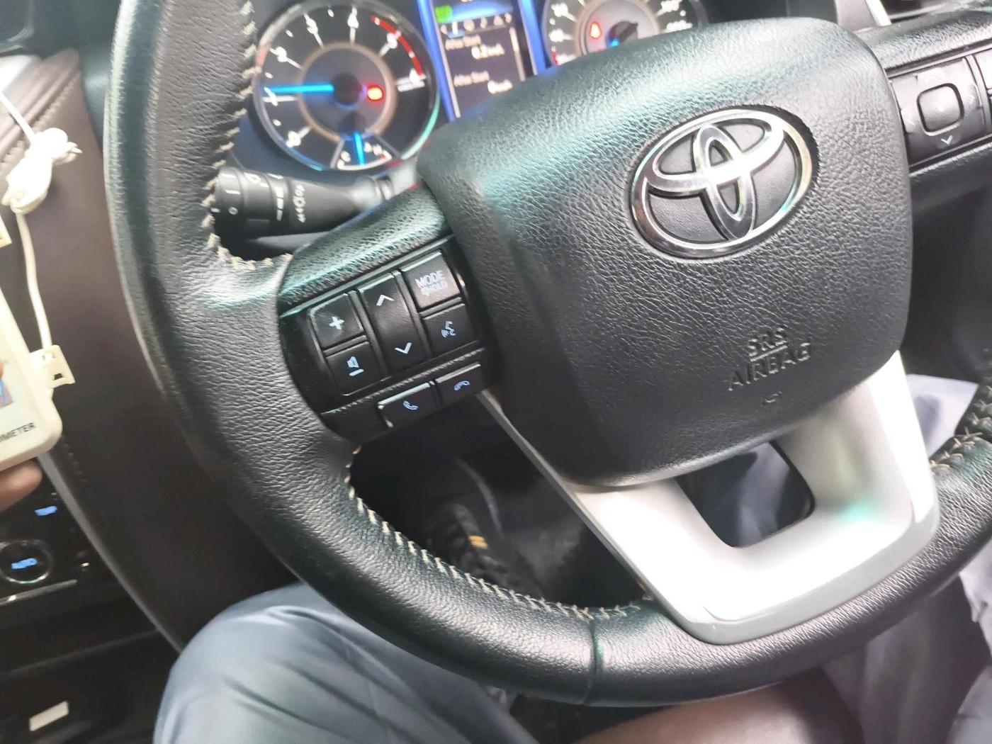 2018 Toyota Fortuner 2.8 4X2 MT, Diesel, Manual, 1,67,186 km, interior