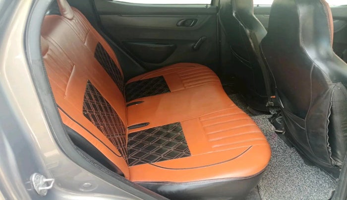 2016 Renault Kwid RXT 0.8, Petrol, Manual, 88,514 km, interior