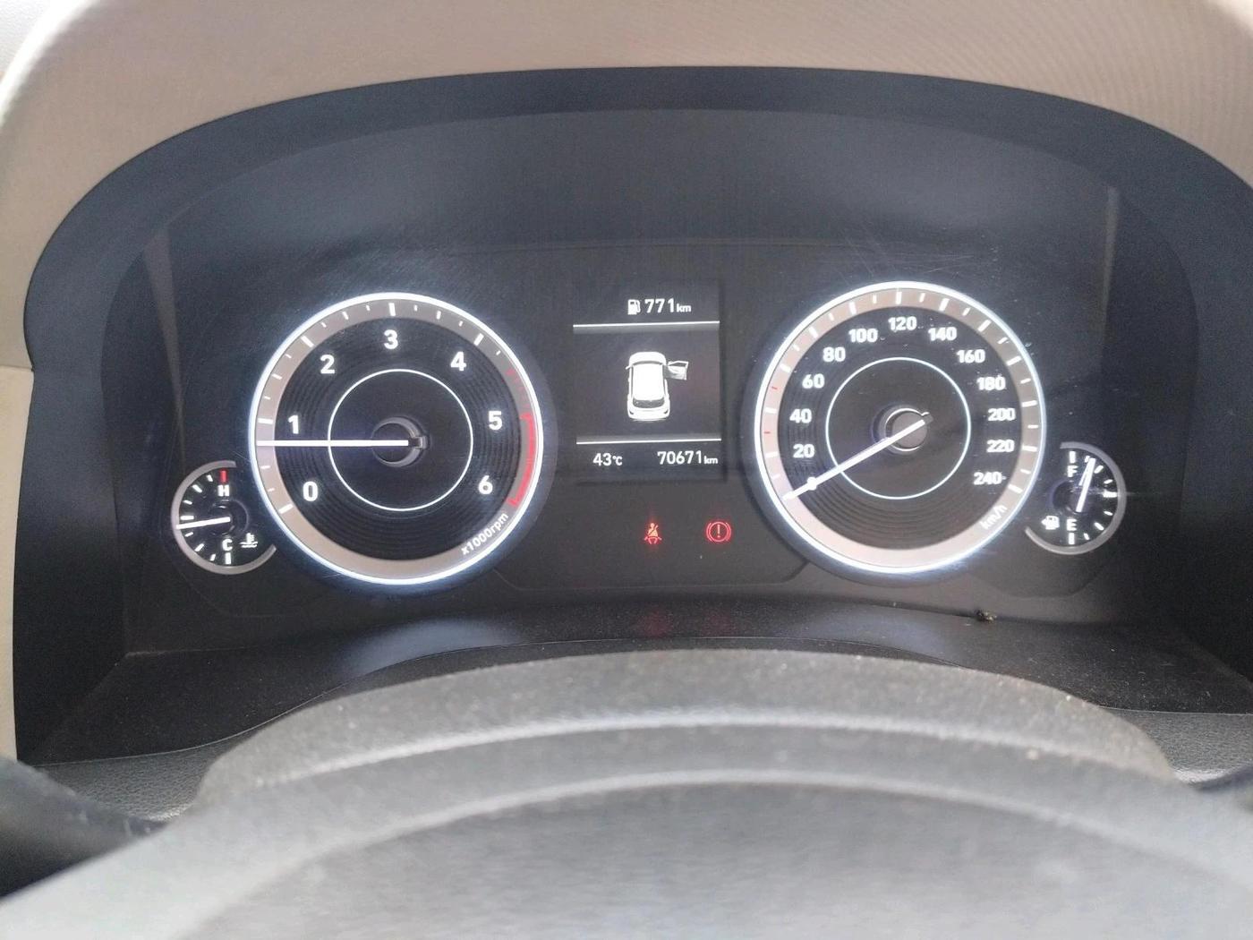 2023 Hyundai Creta E 1.5 DIESEL, Diesel, Manual, 70,671 km, interior