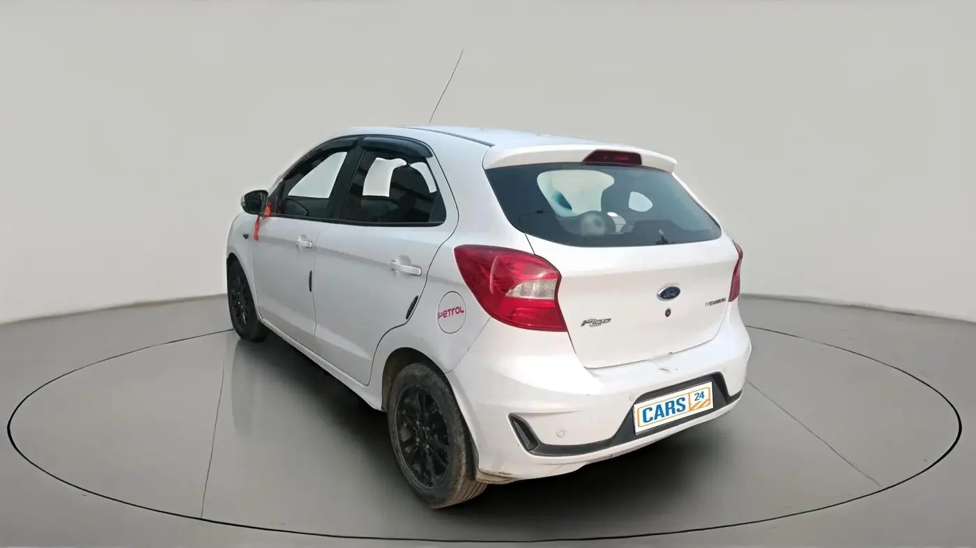 2020 Ford New Figo TITANIUM 1.2 PETROL MT, Petrol, Manual, 60,976 km, exterior