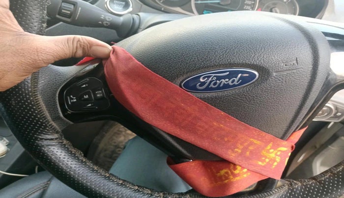 2020 Ford New Figo TITANIUM 1.2 PETROL MT, Petrol, Manual, 60,976 km, interior