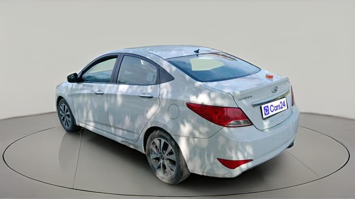 2015 Hyundai Verna FLUIDIC 4S 1.6 VTVT S, Petrol, Manual, 48,831 km, exterior
