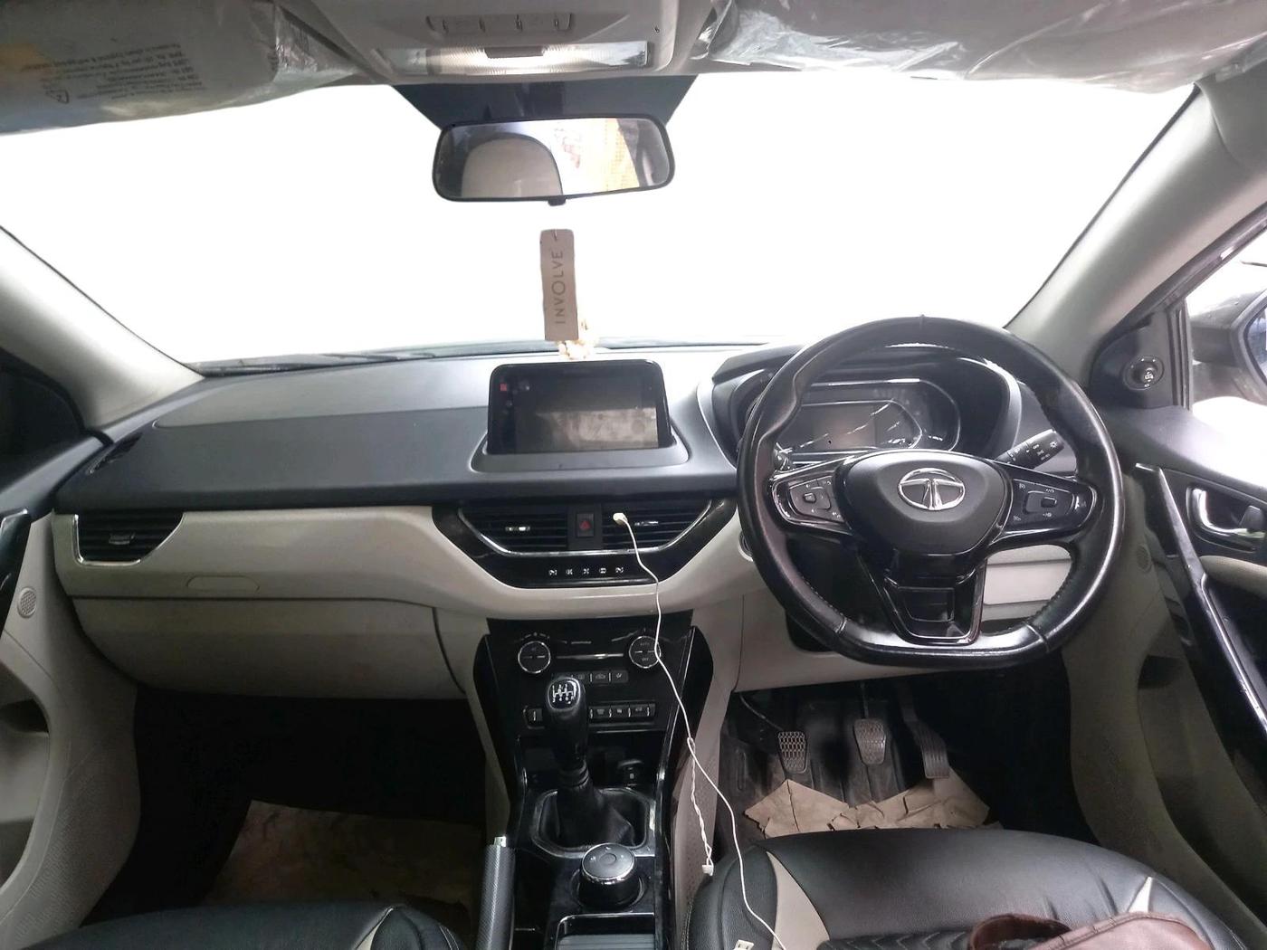 2021 Tata NEXON XZ PLUS PETROL SUNROOF, Petrol, Manual, 71,226 km, interior