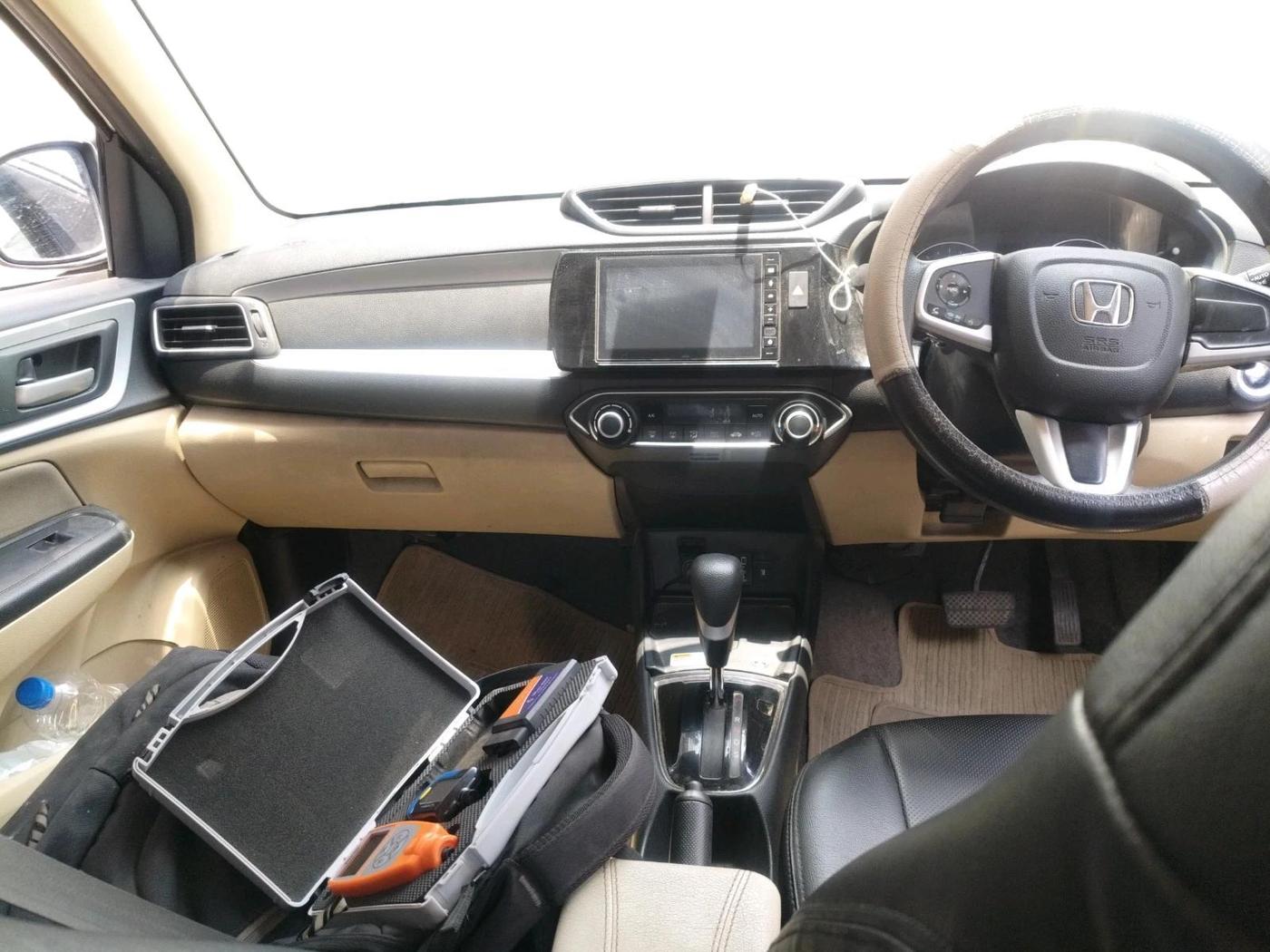 2023 Honda Amaze 1.2L I-VTEC VX CVT, Petrol, Automatic, 30,088 km, interior