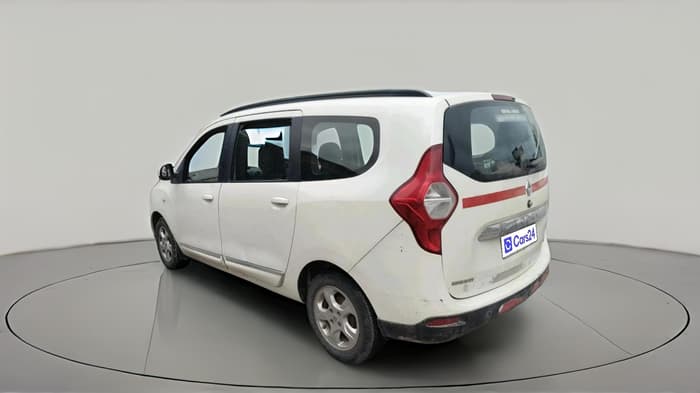 2015 Renault Lodgy 110 PS RXZ 8 STR, Diesel, Manual, 1,29,477 km, exterior