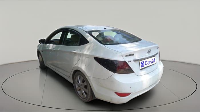 2011 Hyundai Verna FLUIDIC 1.6 VTVT SX, CNG, Manual, 1,12,000 km, exterior