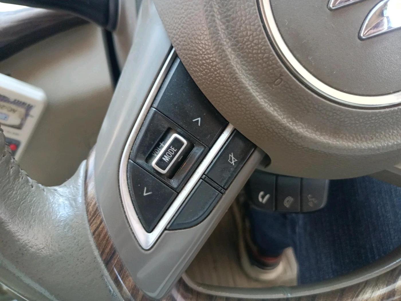 2020 Maruti Ertiga ZXI+ SHVS, Petrol, Manual, 68,301 km, interior