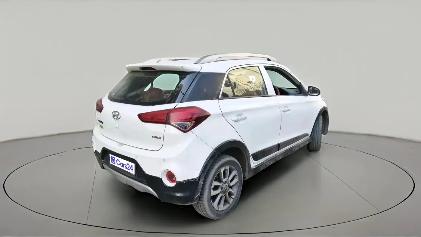 2015 Hyundai i20 Active 1.4, Diesel, Manual, 1,23,976 km, exterior