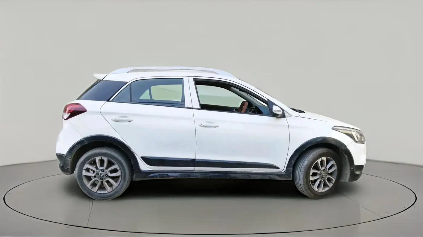 2015 Hyundai i20 Active 1.4, Diesel, Manual, 1,23,976 km, exterior