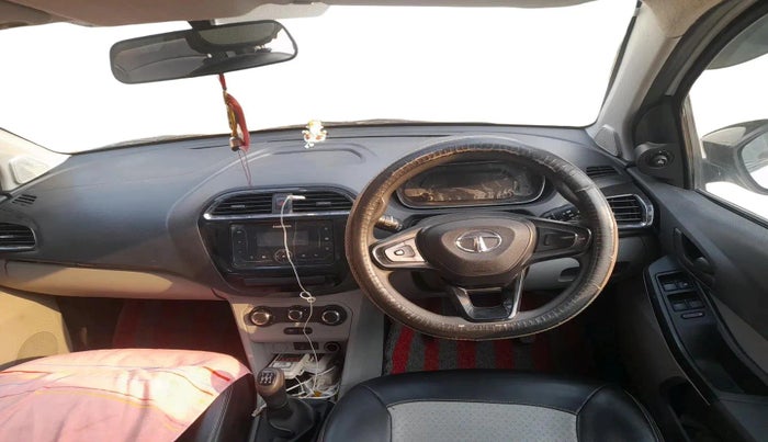 2022 Tata Tiago XT PETROL, Petrol, Manual, 82,530 km, interior