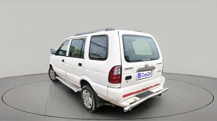 2011 Chevrolet Tavera Neo 2 LS 2.5 10Str, Diesel, Manual, 1,52,504 km, exterior