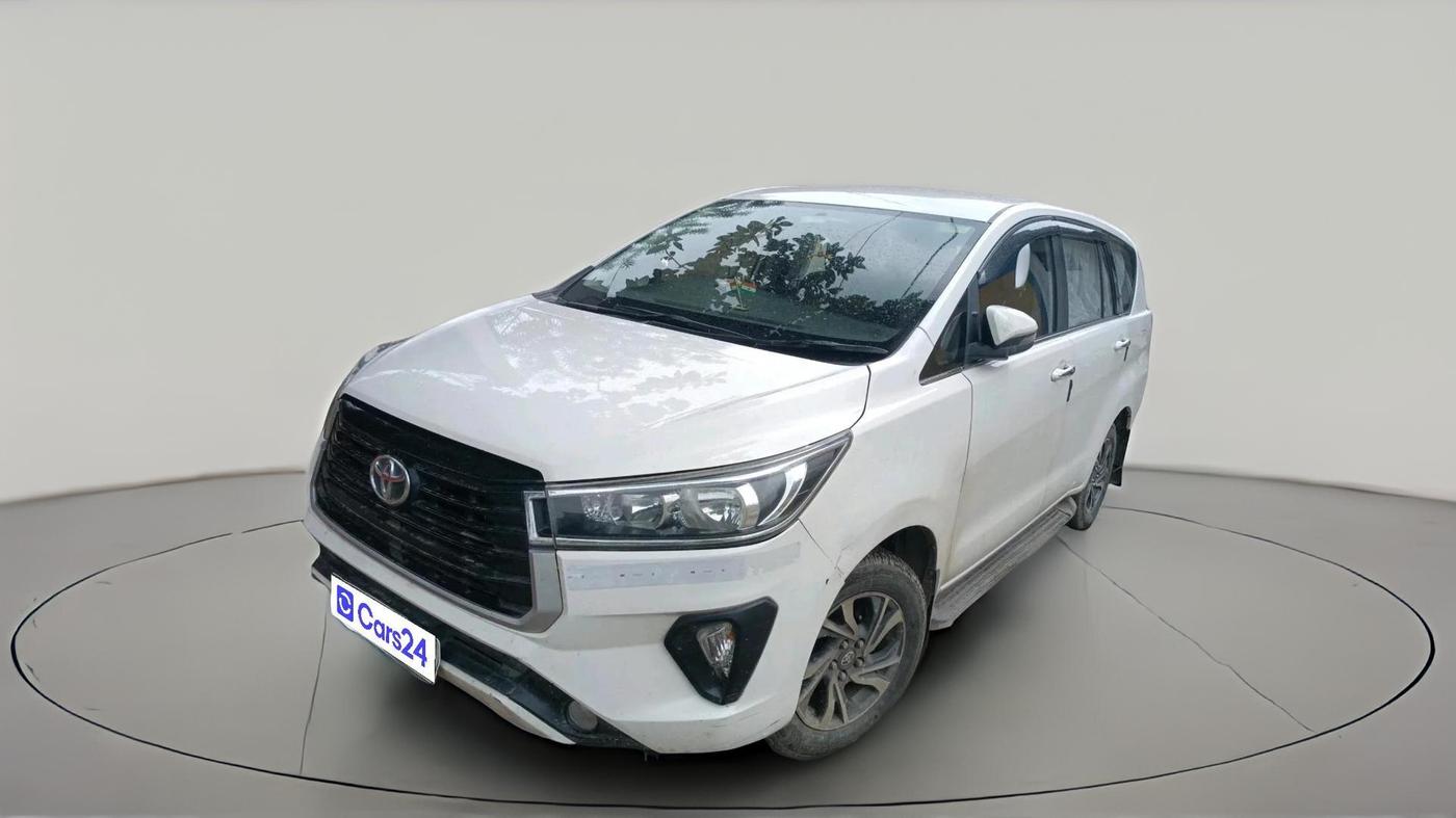 2022 Toyota Innova Crysta 2.4 G 8 STR, Diesel, Manual, 77,834 km, exterior