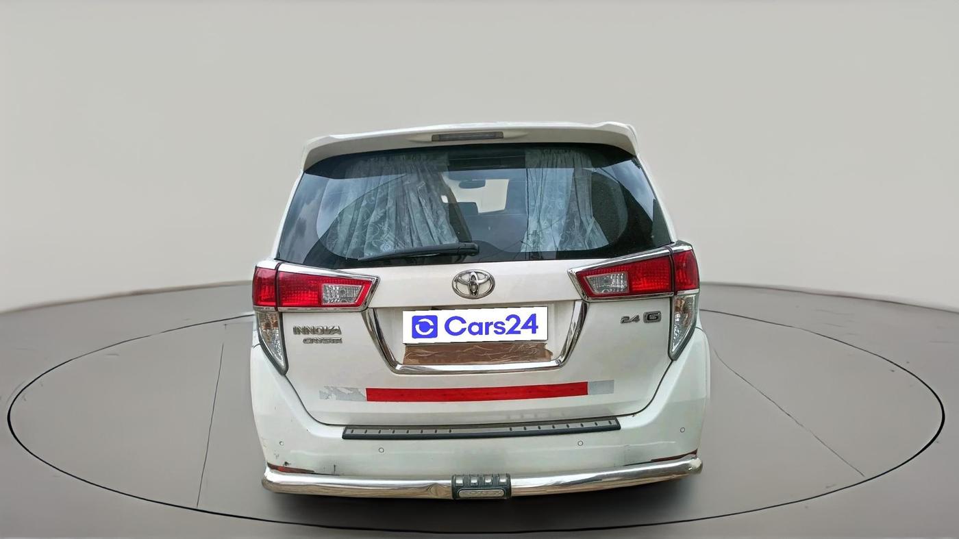 2022 Toyota Innova Crysta 2.4 G 8 STR, Diesel, Manual, 77,834 km, exterior