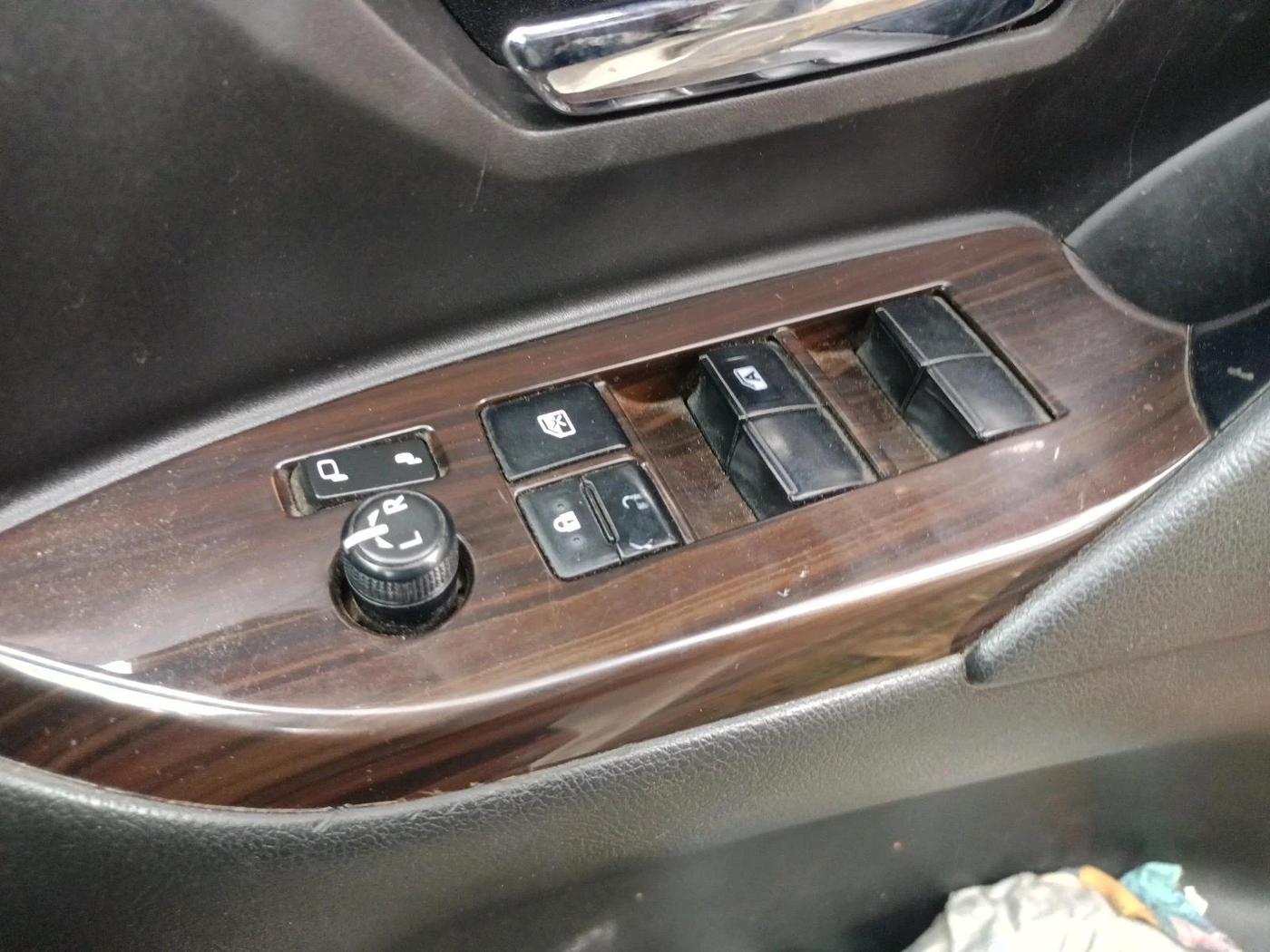 2022 Toyota Innova Crysta 2.4 G 8 STR, Diesel, Manual, 77,834 km, interior