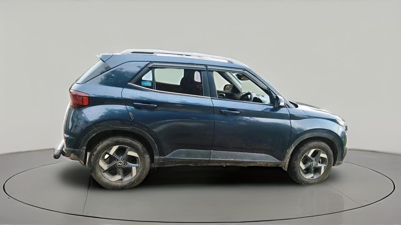 2020 Hyundai VENUE SX 1.5 CRDI, Diesel, Manual, 59,981 km, exterior