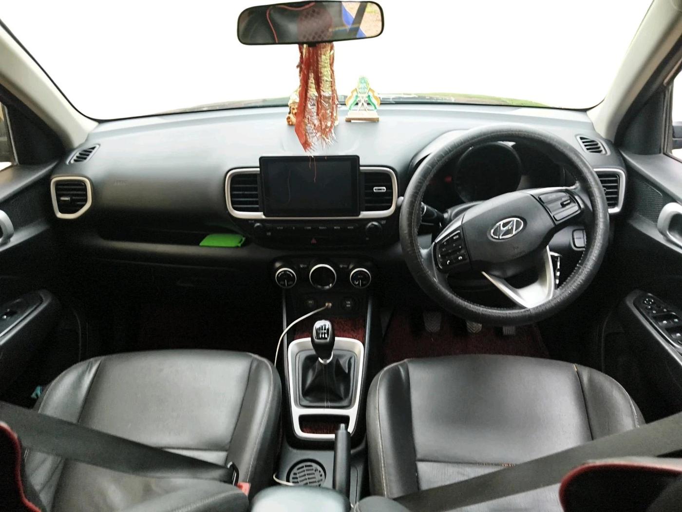 2020 Hyundai VENUE SX 1.5 CRDI, Diesel, Manual, 59,981 km, interior