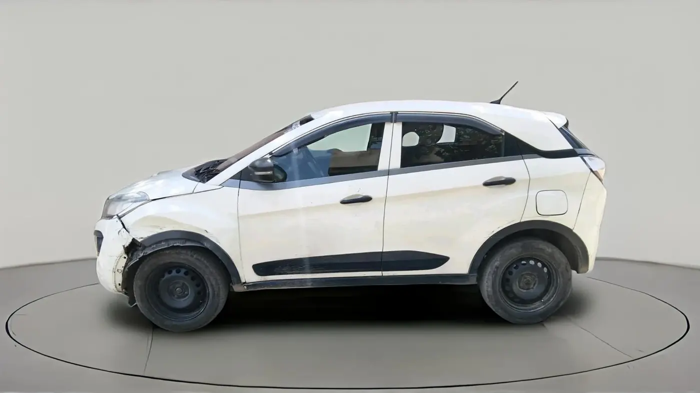 2018 Tata NEXON XM DIESEL, Diesel, Manual, 1,27,329 km, exterior
