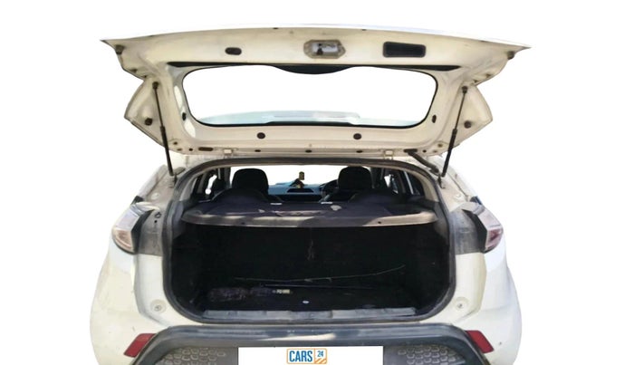 2018 Tata NEXON XM DIESEL, Diesel, Manual, 1,27,329 km, exterior