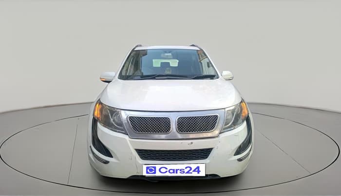 2017 Mahindra XUV500 W4, Diesel, Manual, 1,15,396 km, exterior