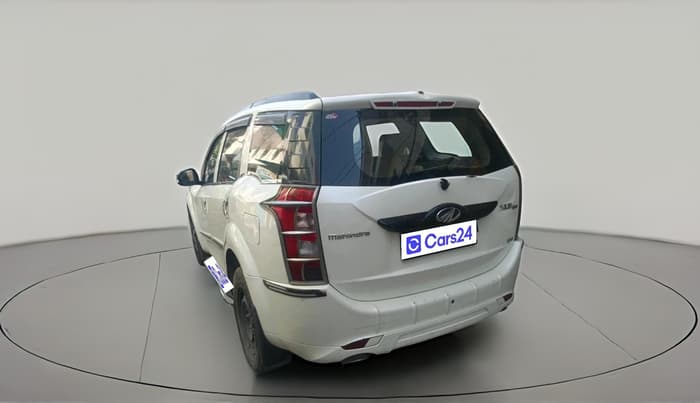 2017 Mahindra XUV500 W4, Diesel, Manual, 1,15,396 km, exterior