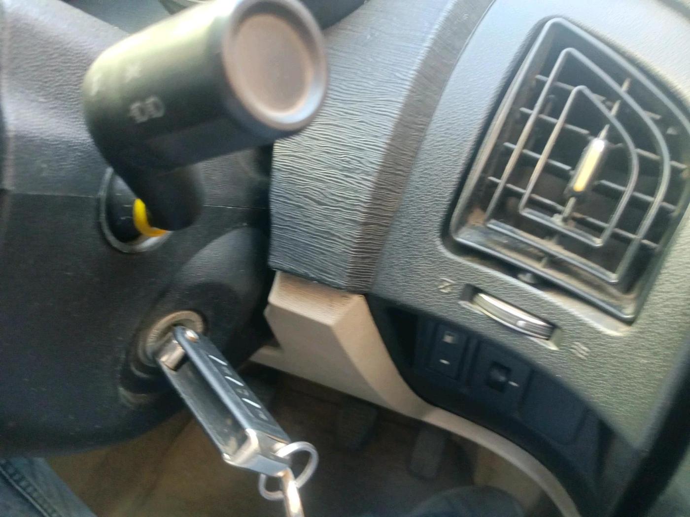 2017 Mahindra XUV500 W4, Diesel, Manual, 1,15,396 km, interior